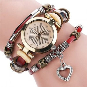 Veile Studios Retro Lady Fad Love Pendant Quartz Watch Red Watches