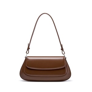 056 Casual Crossbody Bag Fashionable and Versatile Single Shoulder Underarm Bag