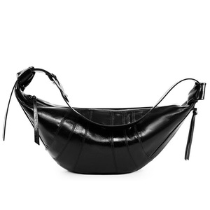 065 Versatile Commuter Large Capacity One Shoulder Crossbody Bag