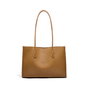 085 Soft Leather Tote Bag Versatile Large Capacity Shoulder Bag Large Bag