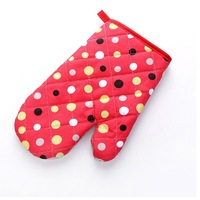 10Pcs Microwave Oven Glove Insulated Baking Gloves Heat Resistant Kitchen Tool Big dots- red