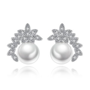 2PCS Copper Female Jewelry Sweet Pastoral Leaves Stud Earrings Flowers Earrings Girls Jewelry