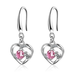 2PCS Copper Women's Fashion Jewelry Long Tassel Heart-shaped Hollow Hook Earrings