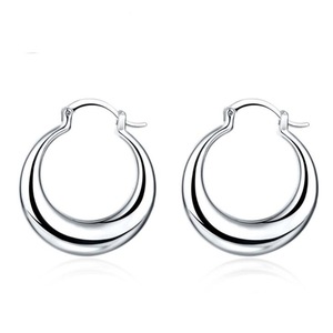 2PCS Silver plating Round Smooth Hoop Earrings for Women Fashion Wedding Engagement Jewelry Gifts