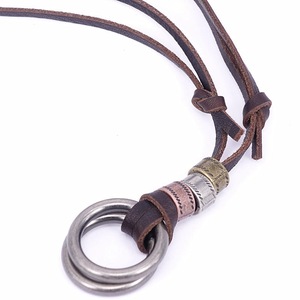 2Pcs Vintage Geometric Metal Rings Pendant Necklace Handmade Cowhide Necklace Leather Rope Jewelry