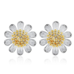 4PCS Copper Stud Earrings Woman Fashion Jewelry Sunflower Chrysanthemum Earrings