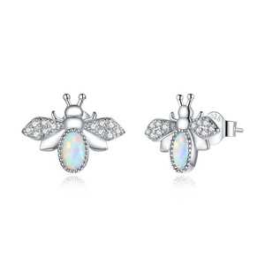 Bee Earrings Silver plating Animal Lovely Earrings Gift for Girl Jewelry