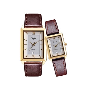 C47 2PCS Square Gold Shell White Face Belt Couple Watch Roman Scale Quartz Dial Large Calendar for His and Hers Valentines Day Gift