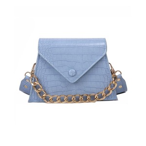Crocodile Pattern Chain Crossbody Bag For Women PU Leather Shoulder Bag Small Flap Bag Elegant Messenger Bag Designer Lady Purse