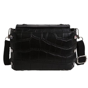 Crocodile Pattern Mini Messenger Bag Women PU Leather Retro Rivet Handbag Classic Ladies Shopping Purse