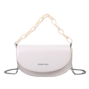 Delicate Women Pure Crossbody Bag Classic Texture Creative Design Chic Pu Leather Semicircle Saddle Chain Small Shoulder Purse