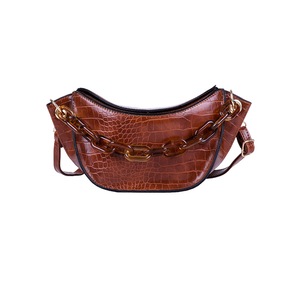 Fashion PU Leather Shoulder Bags Totes Female Messenger Bag Women Retro Chain Female Elegant Shoulder Handbags