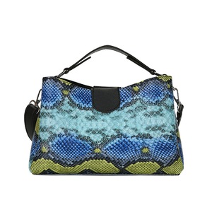 Fashion Serpentine Women Shoulder Messenger Bag PU Leather Snake Print Chain Totes Female Retro Square Travel Crossbody Handbag