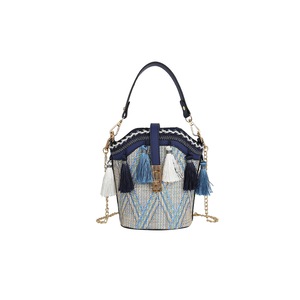 Fashion Shell Bucket Bag Tassel Straw Beach Bag Ladies Shoulder Messenger Bag Handbag Chain Small Bag-Blue