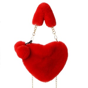Faux plush heart-shaped shoulder bag Winter female Cute Clutch Purse Love handbag Chain Messenger bag Ladies Crossbody Bag