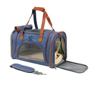 Outdoor Cat Mesh Pet Carrier Shoulder Bag Breathable Bag For Dog Fashion Portable Carrier Comfort Backpack for Small Medium Dog