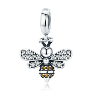 Silver plating Bee Charm Fit Women Charm Bracelets DIY Jewelry Girlfriend Gift