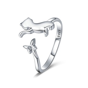 Silver plating Cat Play with Butterfly Adjustable Rings for Women Finger Jewelry
