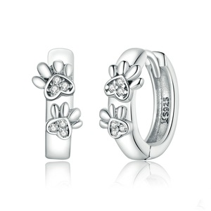 Silver plating Cute Paw Print Stud Earrings for Women Design Jewelry