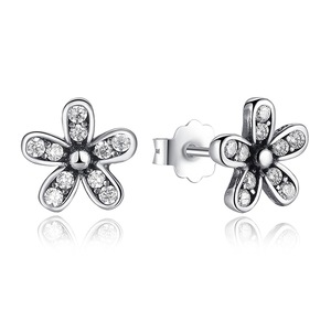 Silver plating Dazzling Daisy Stud Earrings with Jewelry