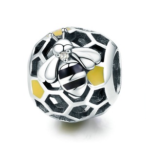 Silver plating Honeycomb Bee Round Beads Charms Fit Bracelets Necklaces Women Fashion Jewelry