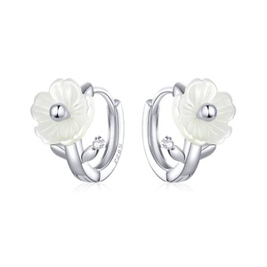 Silver plating Jewelry White Flower Tiny Hoop Earrings for Women Jewelry Accessories Gifts