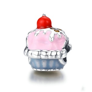 Silver plating Pink Cup Cake Charms Beads Fit Bracelets Jewelry Valentines Day Gift