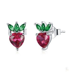 Strawberry Stud Earrings Silver plating Lovely Colored Earring for Women Fashion Jewelry