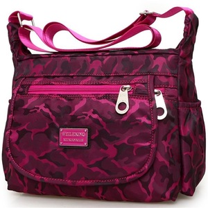 The Latest Fashion Ladies Multi-Pocket Handbag Travel Bag Shoulder Bag Ladies Printed Waterproof Small Square Bag