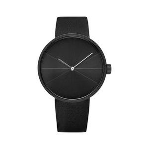 The Turntable Simple Art Dial Leather Strap Men Casual Quartz Watch
