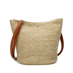 Women Handbag Top Straw Bag Summer Beach Rattan Shoulder Bags Wicker Weave Handbag Crossbody