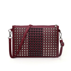 Women Shoulder Messenger Handbags Rivet Crossbody Satchel Bags Retro Ladies Messenger Handbag