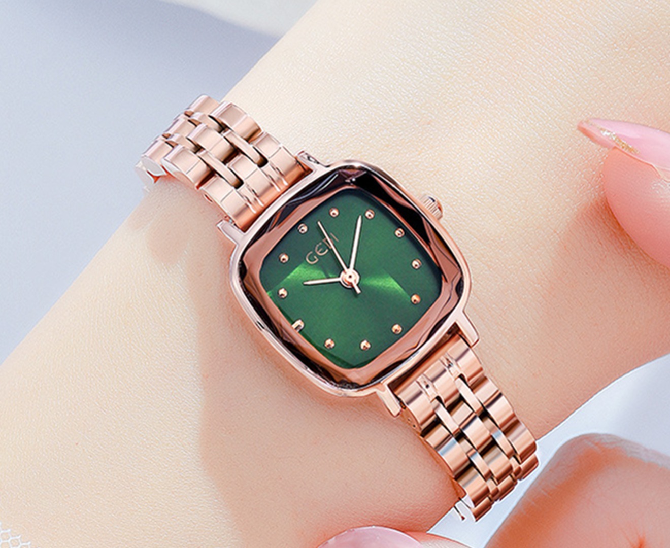 Green on sale waterproof watch