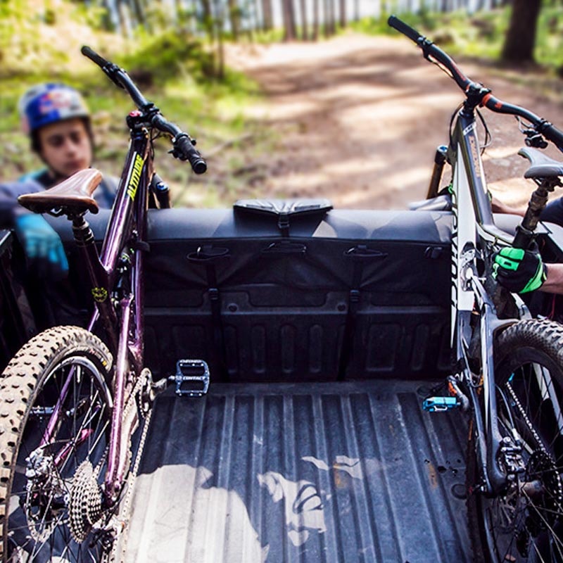 Bicycle store tailgate protector