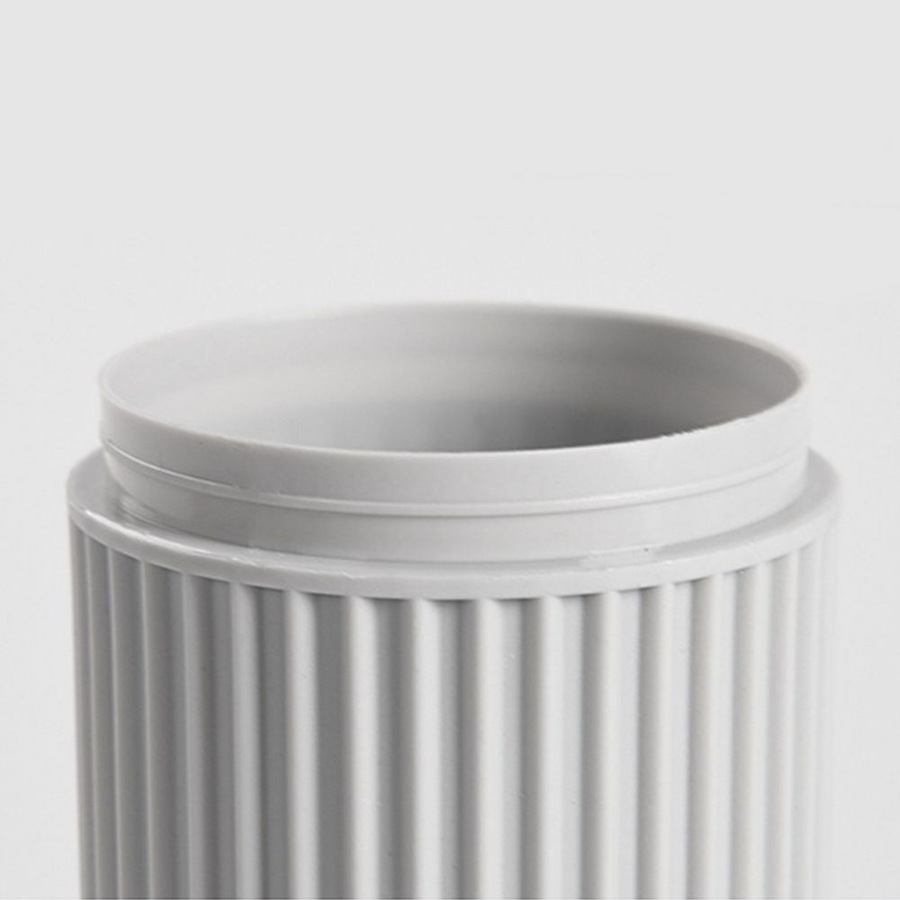 Ozoffer 2x Portable Toothbrush Paste Holder Case Covered Travel Tooth Brush Box