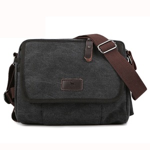 Canvas Outdoor Travel Leisure Shoulder Men Women Retro Capacity Crossbody Bag Black Coloor Khaki