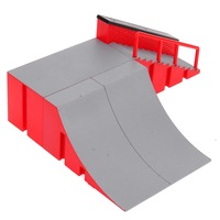Mini Fingerboard Finger Skateboard & Skate Ramp Skate Park Play Set Kids Toy