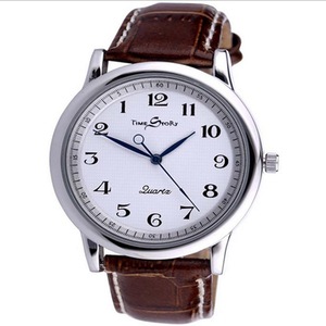 Retro Style Reverse Time Movement Unique Display Quartz Watch