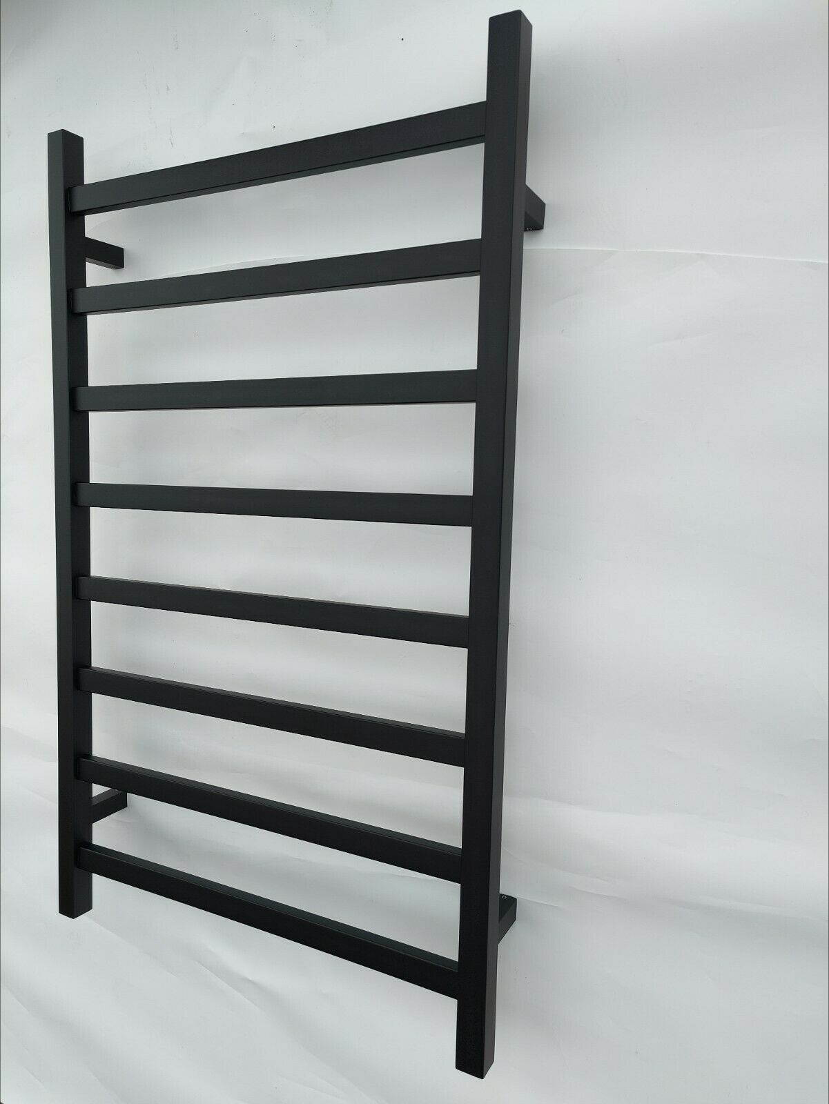 MATTE BLACK black Heated Towel Rail rack square AU standard 620 mm wide 10 bar