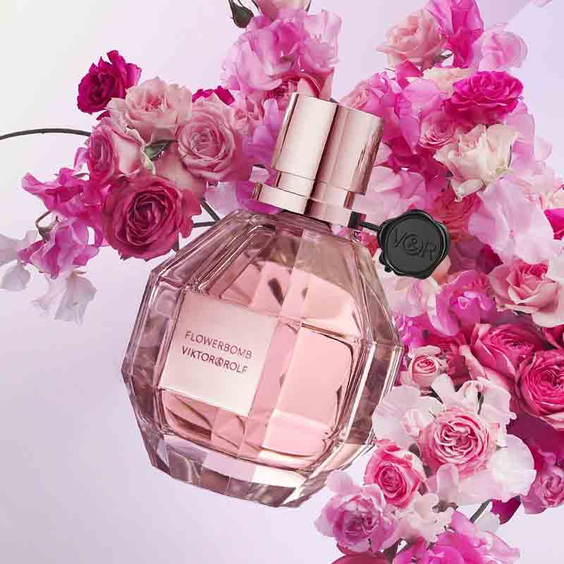 viktor and rolf flowerbomb travel