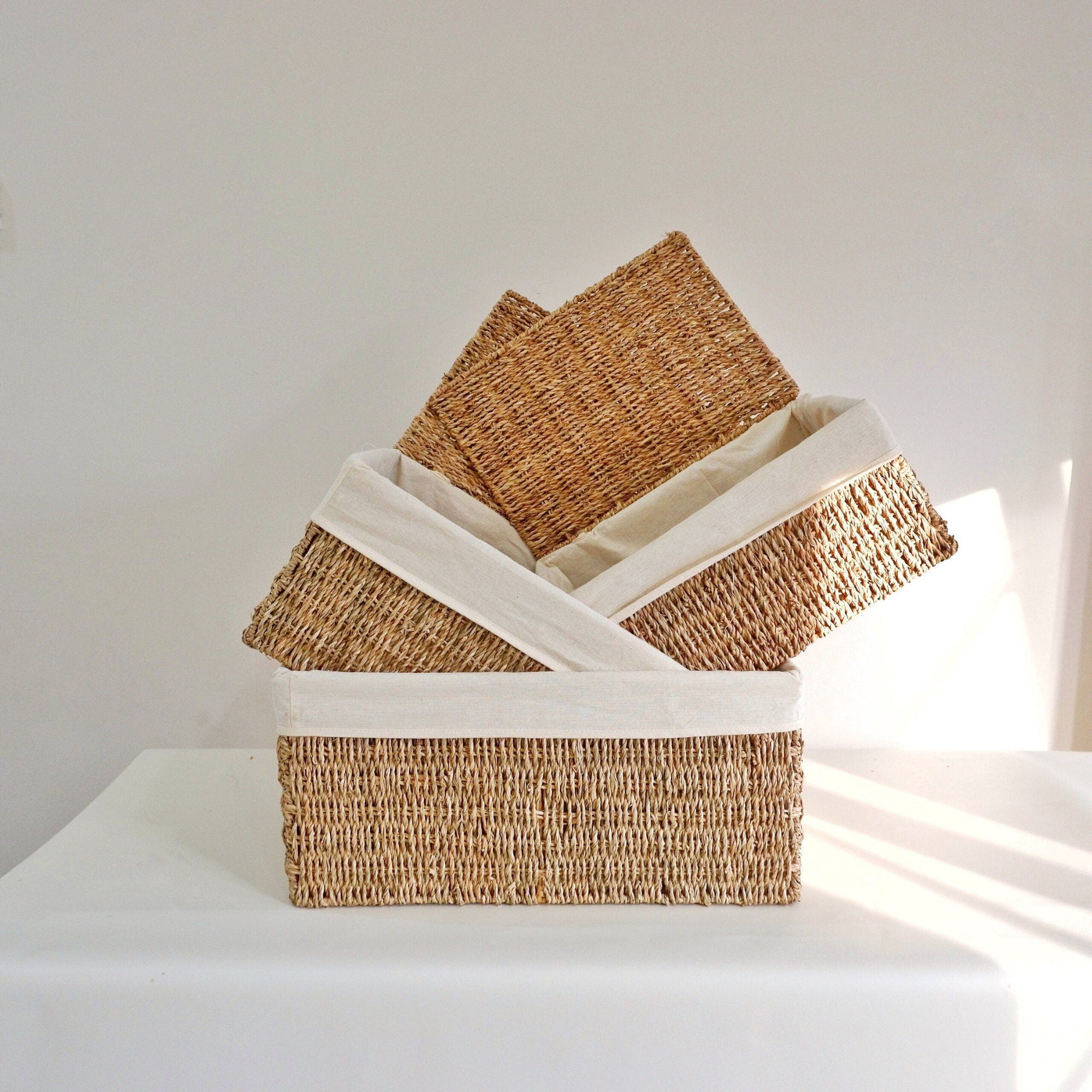 Seagrass storage basket - With lid
