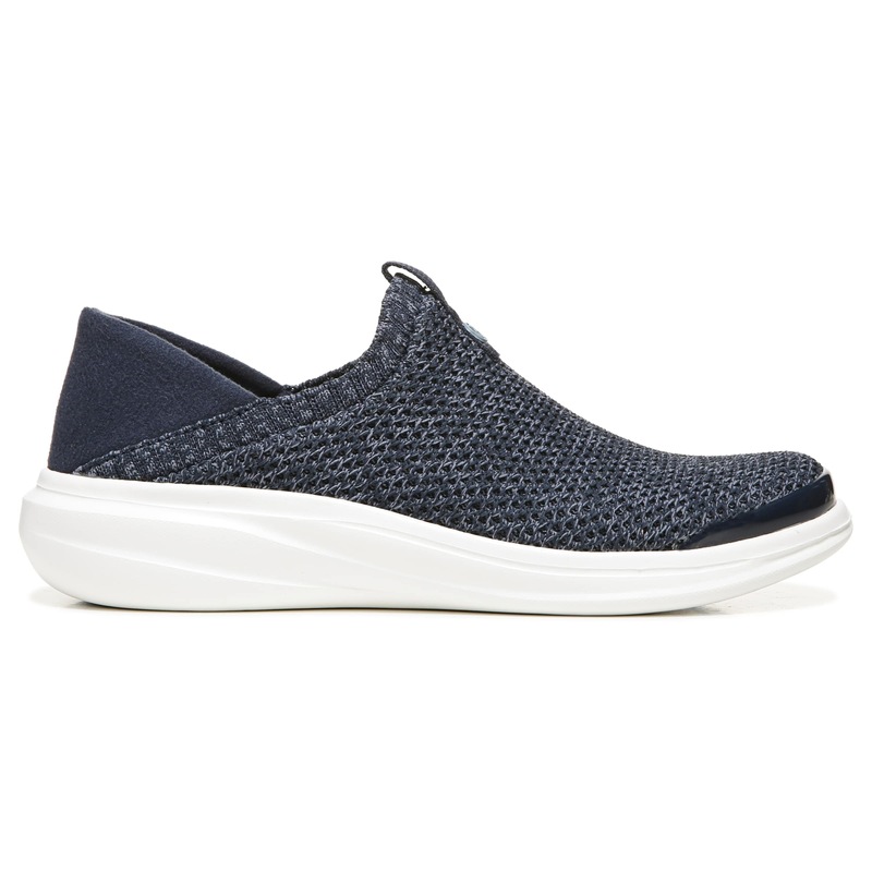 BZees Women's Size 11 Navy Textured Slip On Shoes