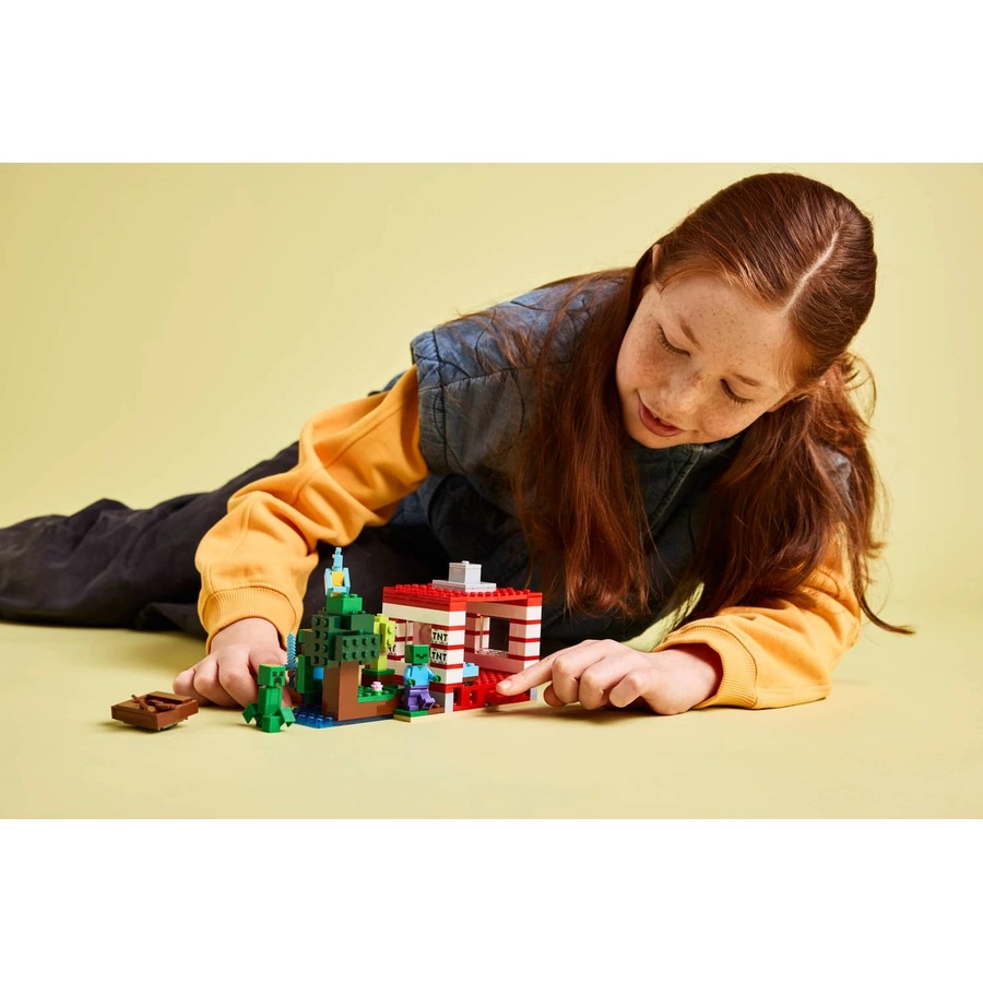 LEGO 21275 The TNT Jungle House - Minecraft