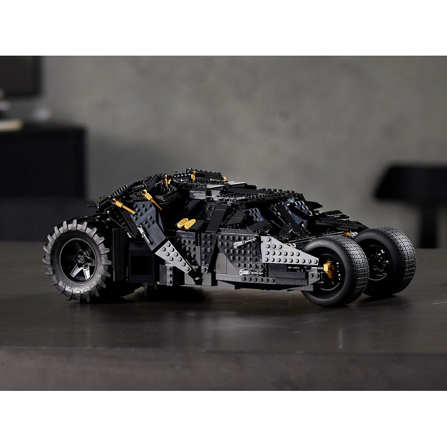 LEGO 76240 DC Batman Batmobile Tumbler - DC Super Heroes