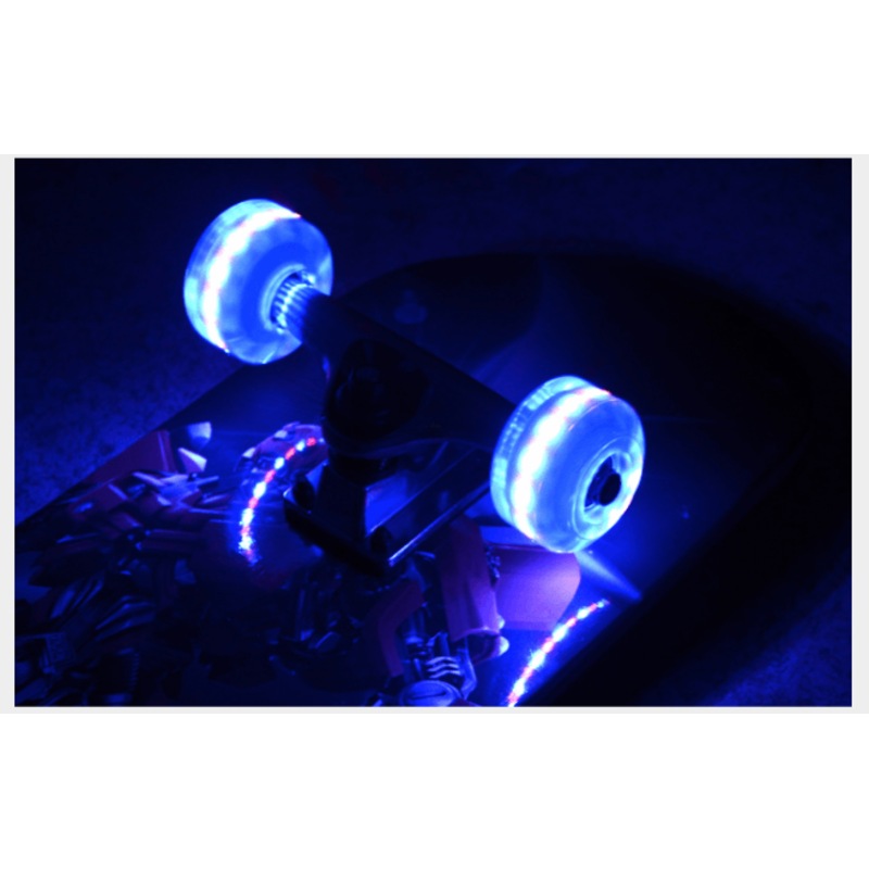 Buy 31'' 80CM Wolf NEW Sealed Kids Skateboard Light Up Wheels MyDeal