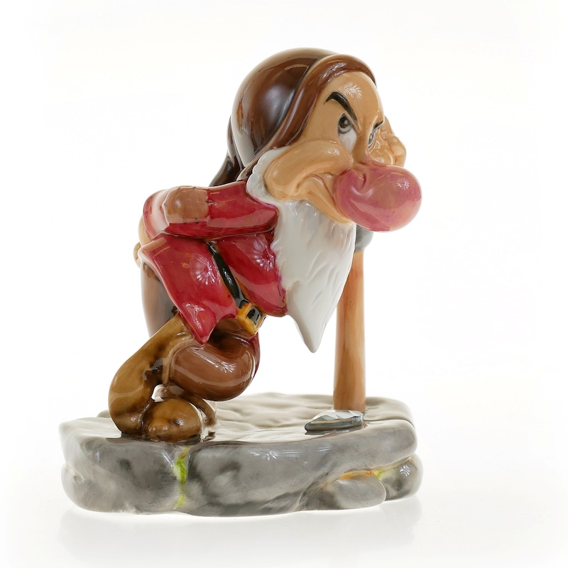 Buy Snow White And The Seven Dwarfs Grumpy Diamond Collectable Statue Mydeal 