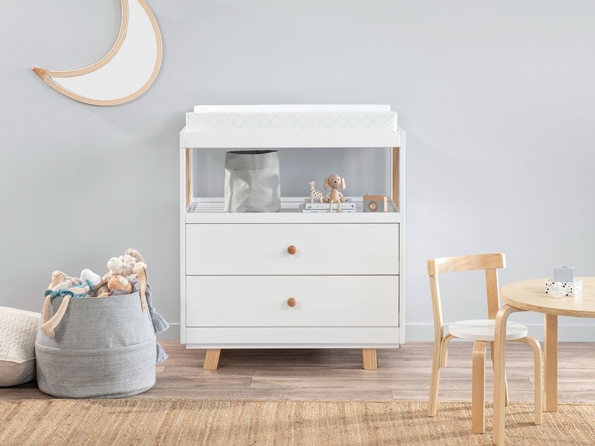 Mocka shop changing table