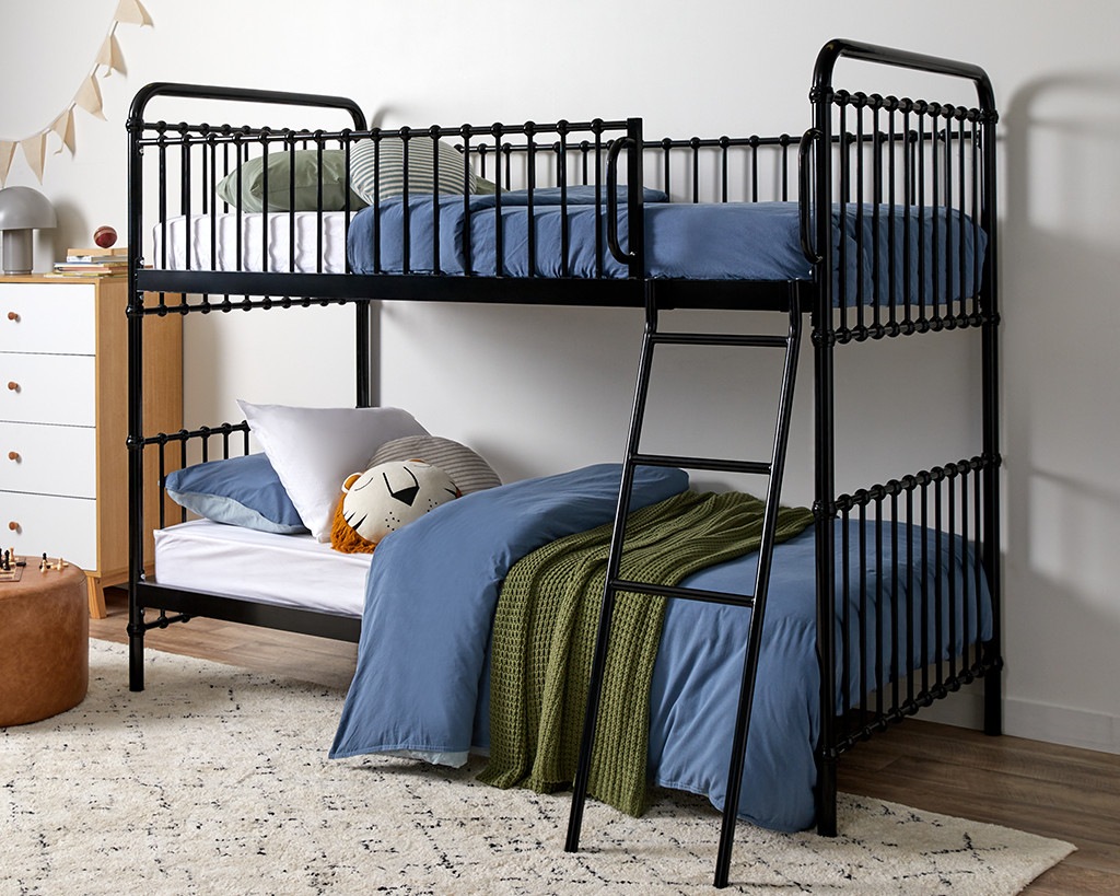 Bel mondo grande twin bunk deals bed for 4 with sofa