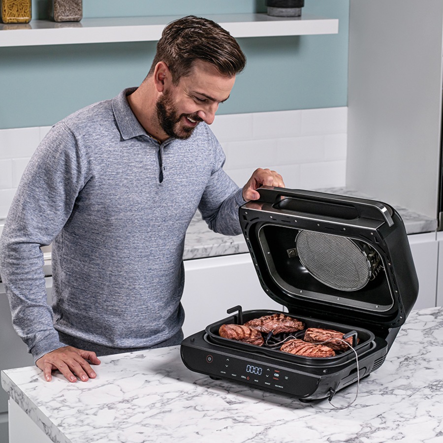 Ninja Foodi Smart 1760W XL Grill & Air Fryer AG551