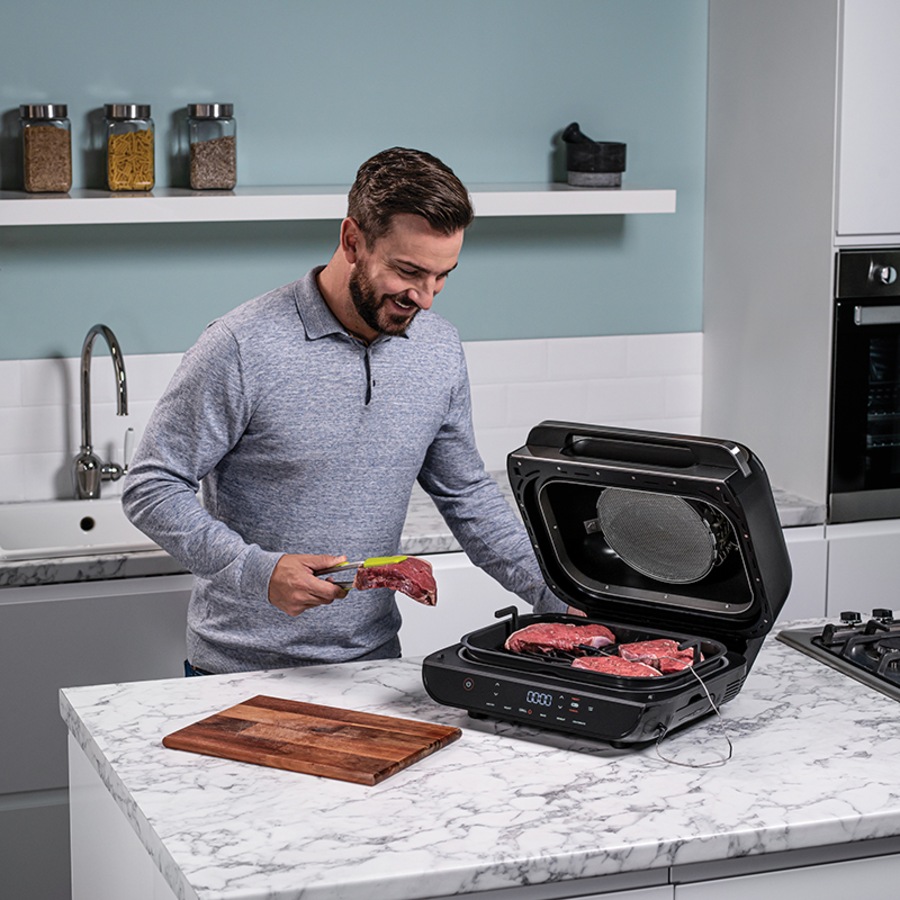 Ninja Foodi Smart 1760W XL Grill & Air Fryer AG551